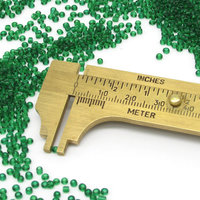 10/0 Round Seed Beads Translucent Green (25g)