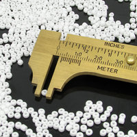 8/0 Round Seed Beads Opaque White (25g)