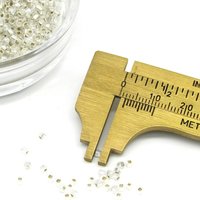 11/0 Seed Beads, Tiny Silver Lined Clear Mini Rocailles (25g)