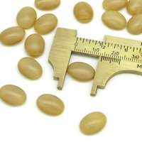 Vintage 14x10.5mm Oval Glass Stones, Opaque Beige Moonglow
