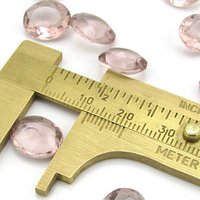12x10mm Faceted Oval Rhinestones, Light Amethyst Unfoiled Point Back Dentelles