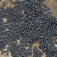 11/0 Round Seed Beads Hematite Gray (25g)
