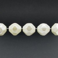 Vintage Cream Lustre Faceted Beads (42)
