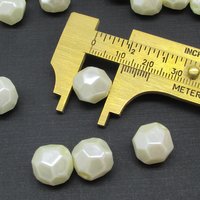 Vintage Cream Lustre Faceted Beads (42)