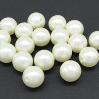 15.5mm Cultura Faux Pearl Plastic Beads (24)
