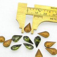 Turmalin 13x8mm Pears, Vintage Foiled Rhinestones
