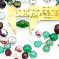 Faceted Christmas Bead Mix, 92pc Assorted Shapes