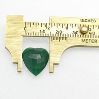 19x16mm Heart, Jade Green Vintage Unfoiled Point Back Rhinestone