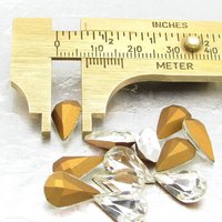 Vintage 13x7.8mm Pear Rhinestones