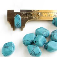 Opaque Turquoise 19x14mm Polygon Imitation Stone Beads