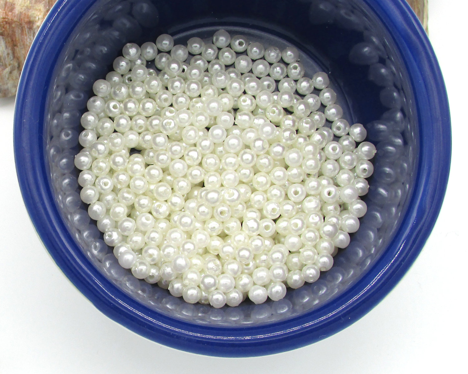 4mm Round Seed Beads, Vintage Pale Cream Plastic Faux Pearls (500)