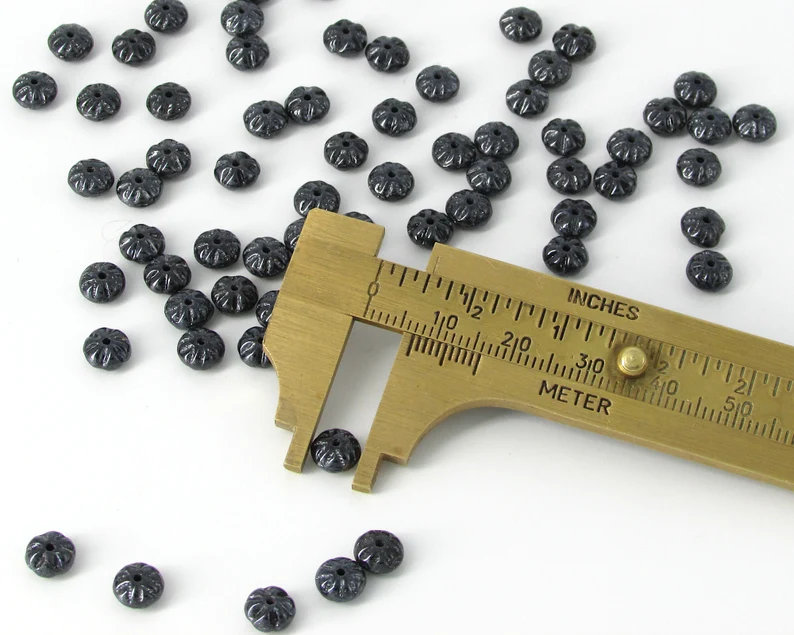 4x7mm Fluted Rondelles, Hematite Gray Pressed Glass Spacer Beads (35)
