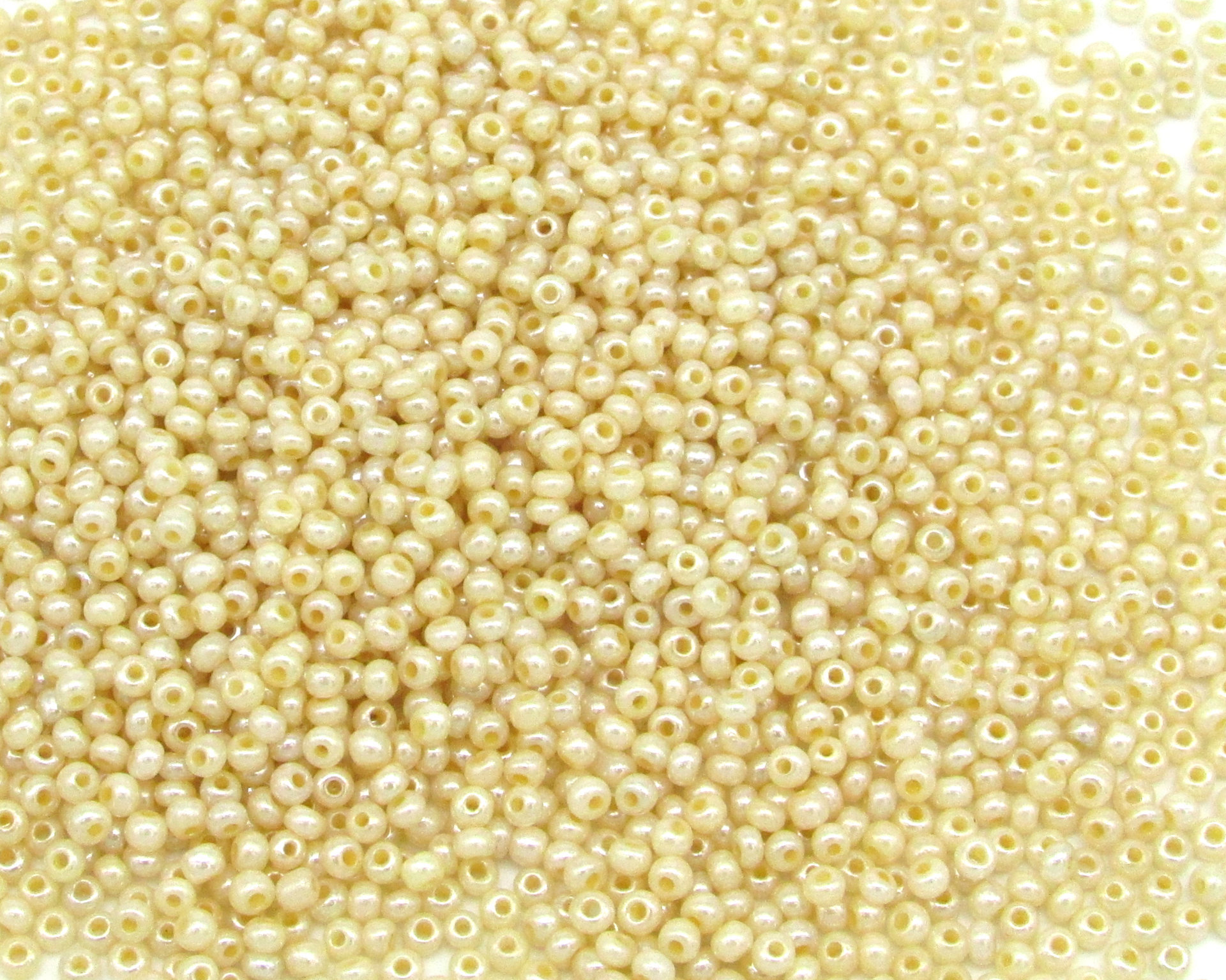 Cream 11/0 Seed Beads, Opaque Beige Pearl Mini Rocailles, Tiny Round Spacers (25g)