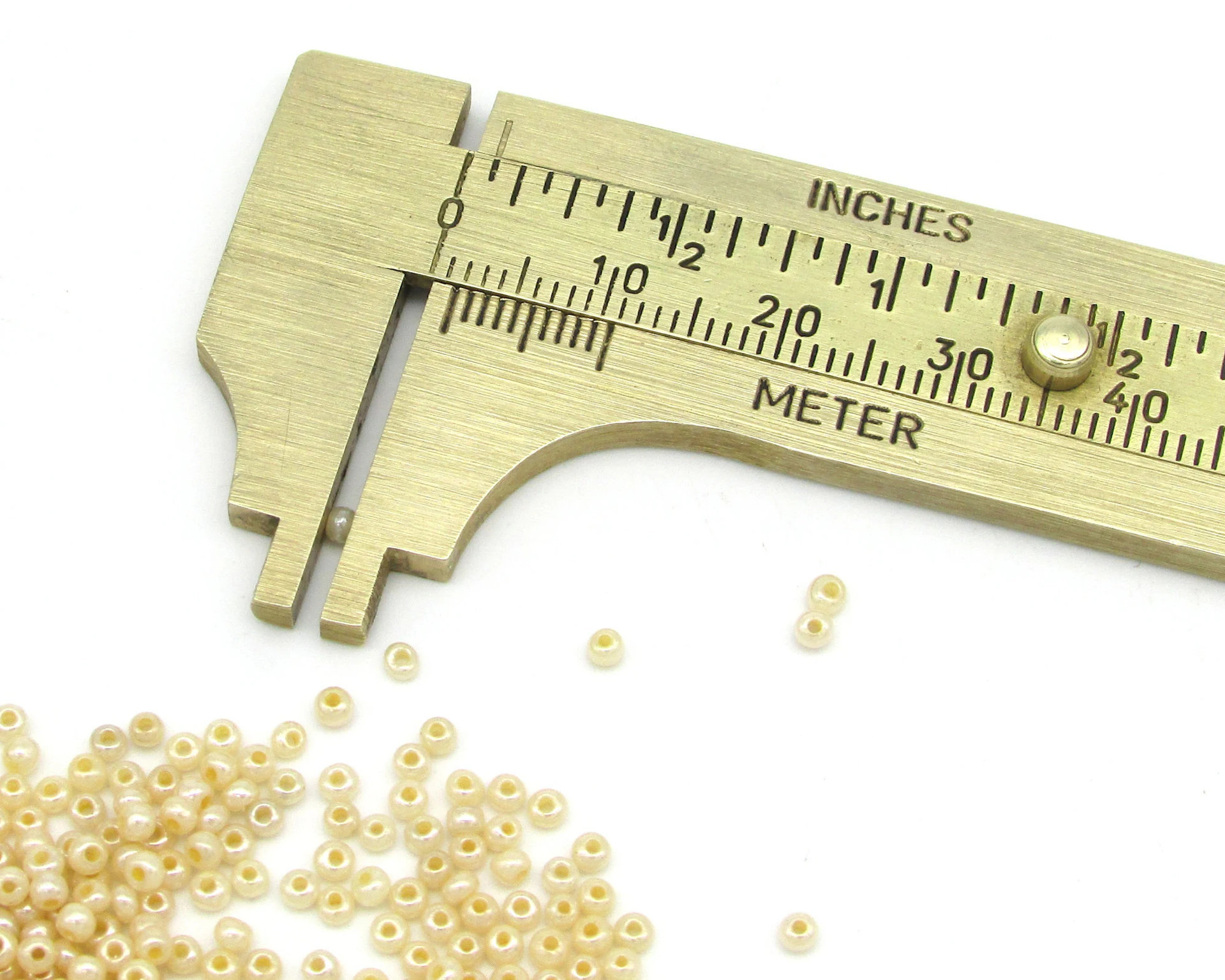 Cream 11/0 Seed Beads, Opaque Beige Pearl Mini Rocailles, Tiny Round Spacers (25g)