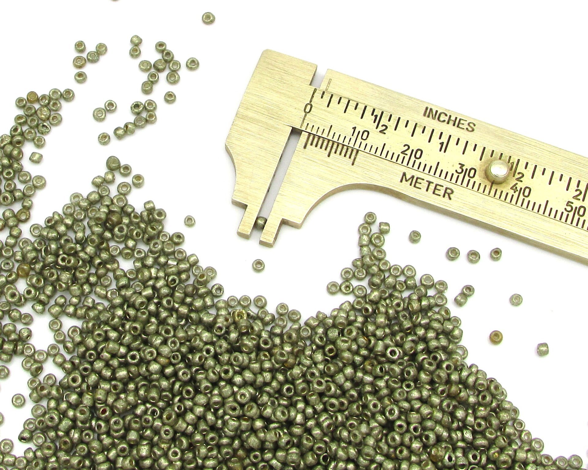 11/0 Seed Beads, Metallic Brown Mini Rocailles, Tiny Opaque Spacers (25g)