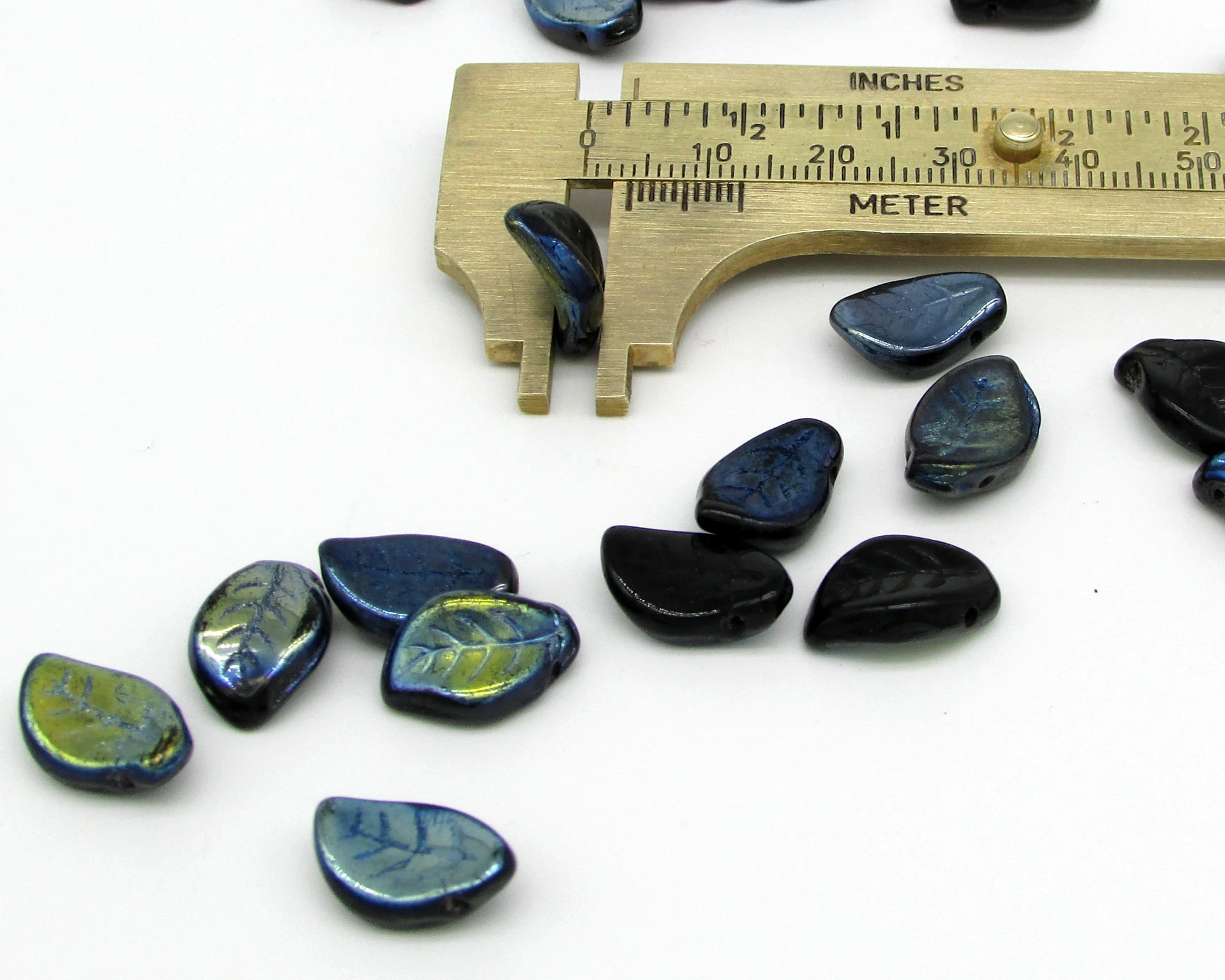 14.5x10mm Curved Leaves, Czech Pressed Glass Botanical Briolette Bead Mix
