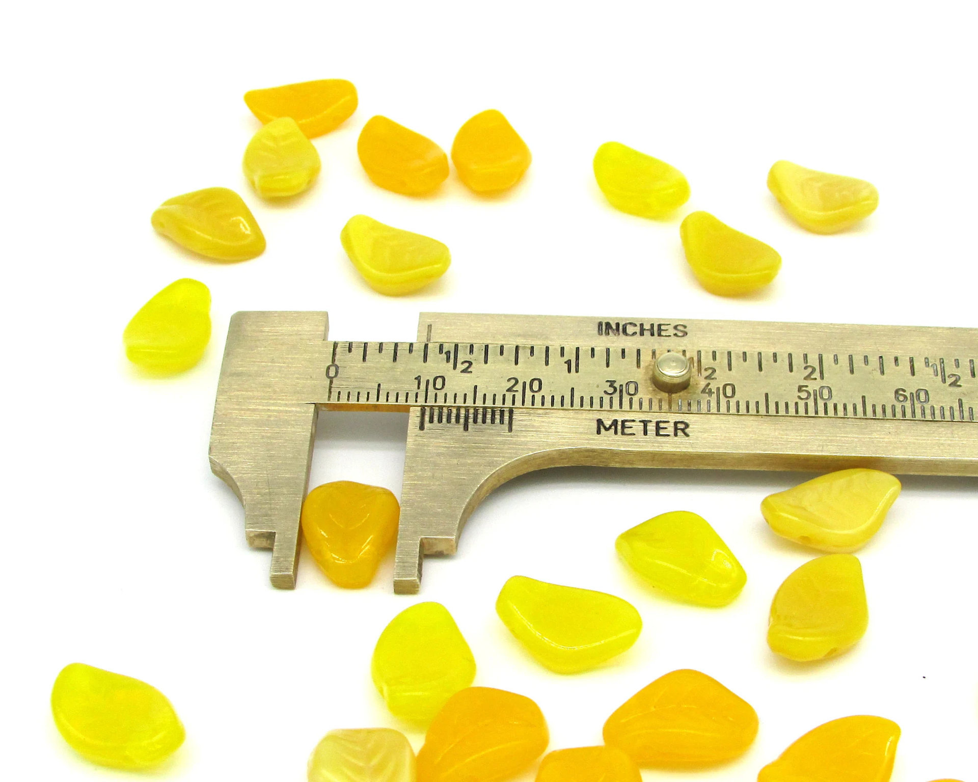 14.5x10mm Curved Leaves, Czech Pressed Glass Botanical Briolette Bead Mix