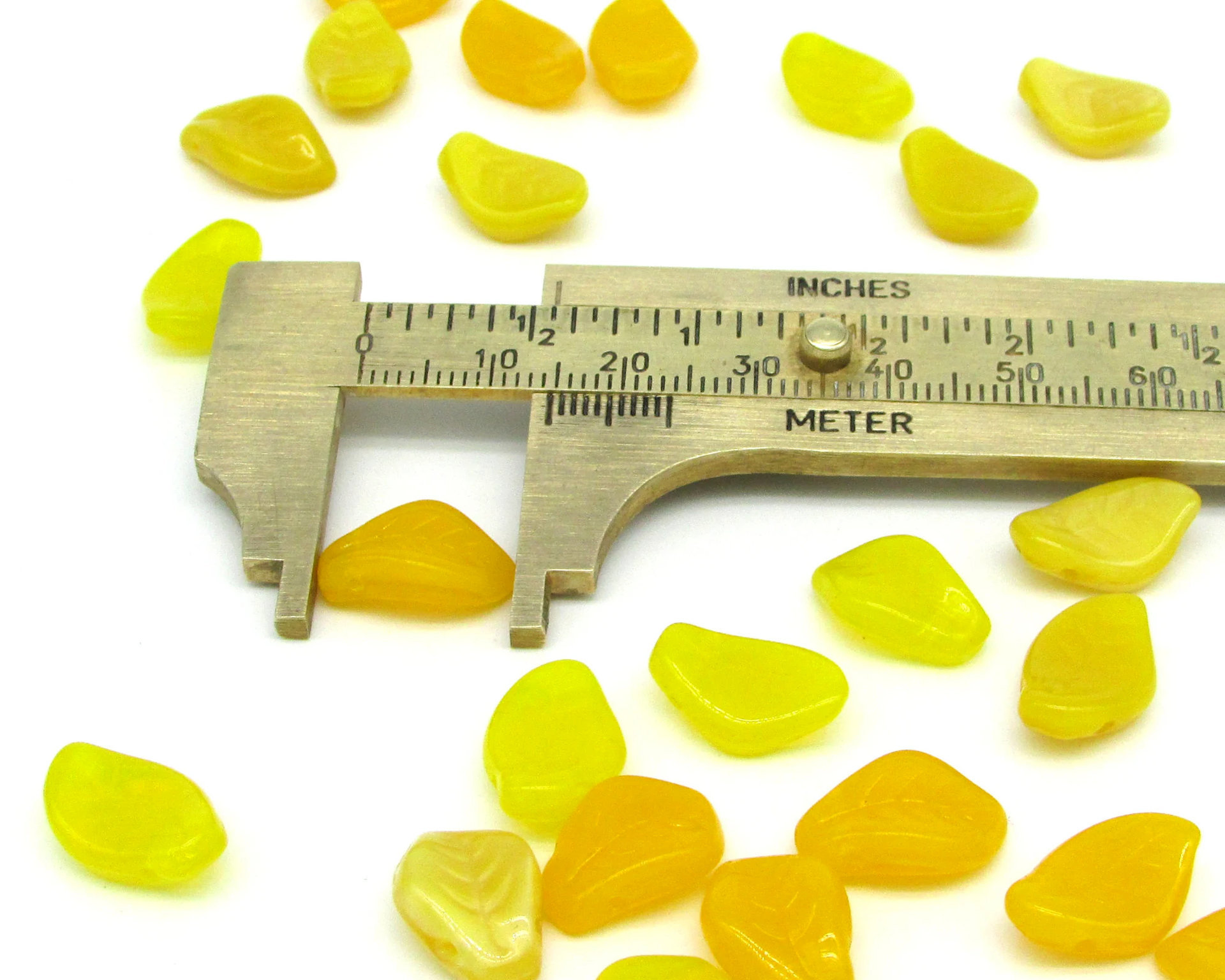14.5x10mm Curved Leaves, Czech Pressed Glass Botanical Briolette Bead Mix