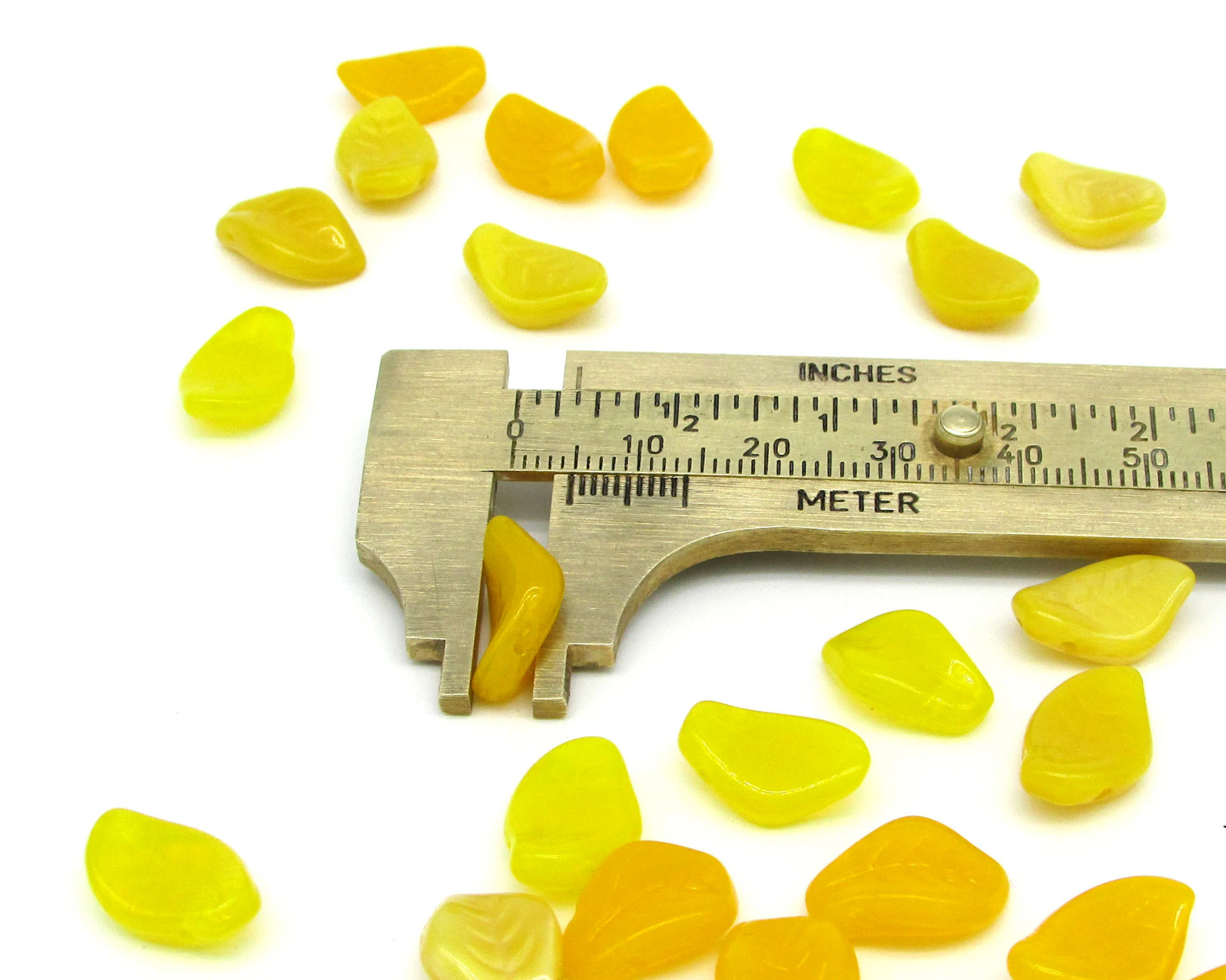 14.5x10mm Curved Leaves, Czech Pressed Glass Botanical Briolette Bead Mix