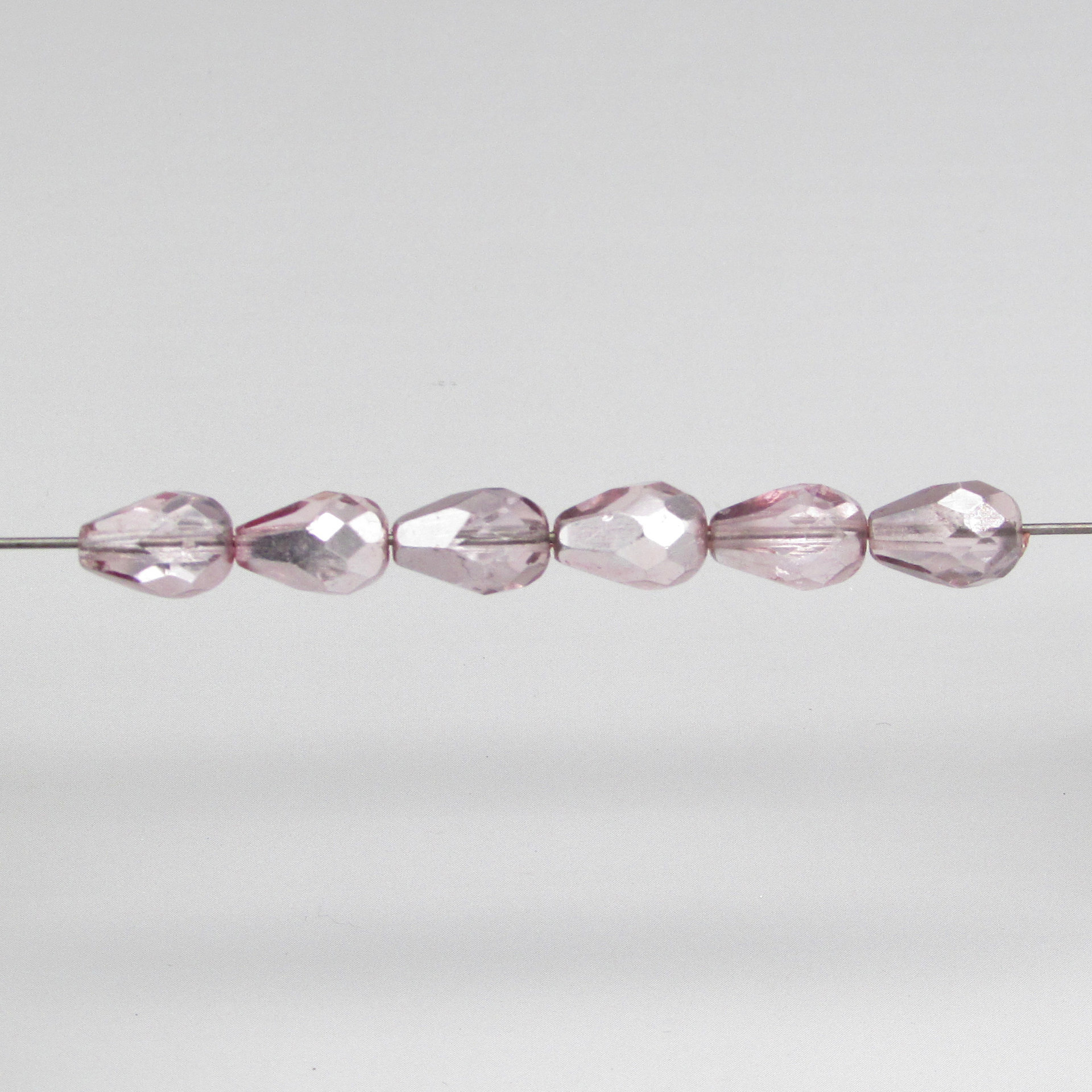 10x7mm Light Rose Silver Teardrop Glass Beads (22)
