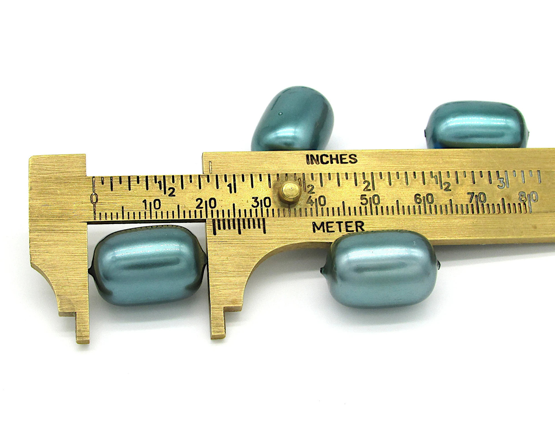 20x14mm Teal Plastic Pearl Barrels, Vintage Coated Opaque Lustre Beads (11)
