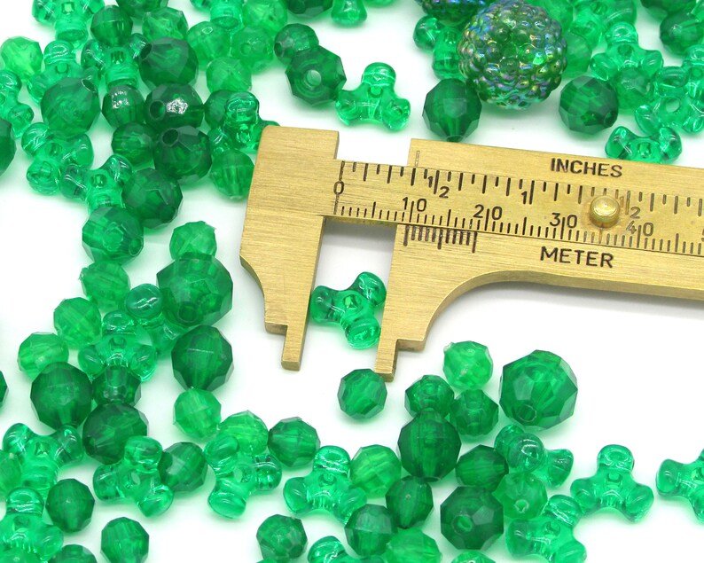 Faceted Plastic Bead Mixes for Classic Kids' Crafts, Translucent Vintage Acrylic Spacers