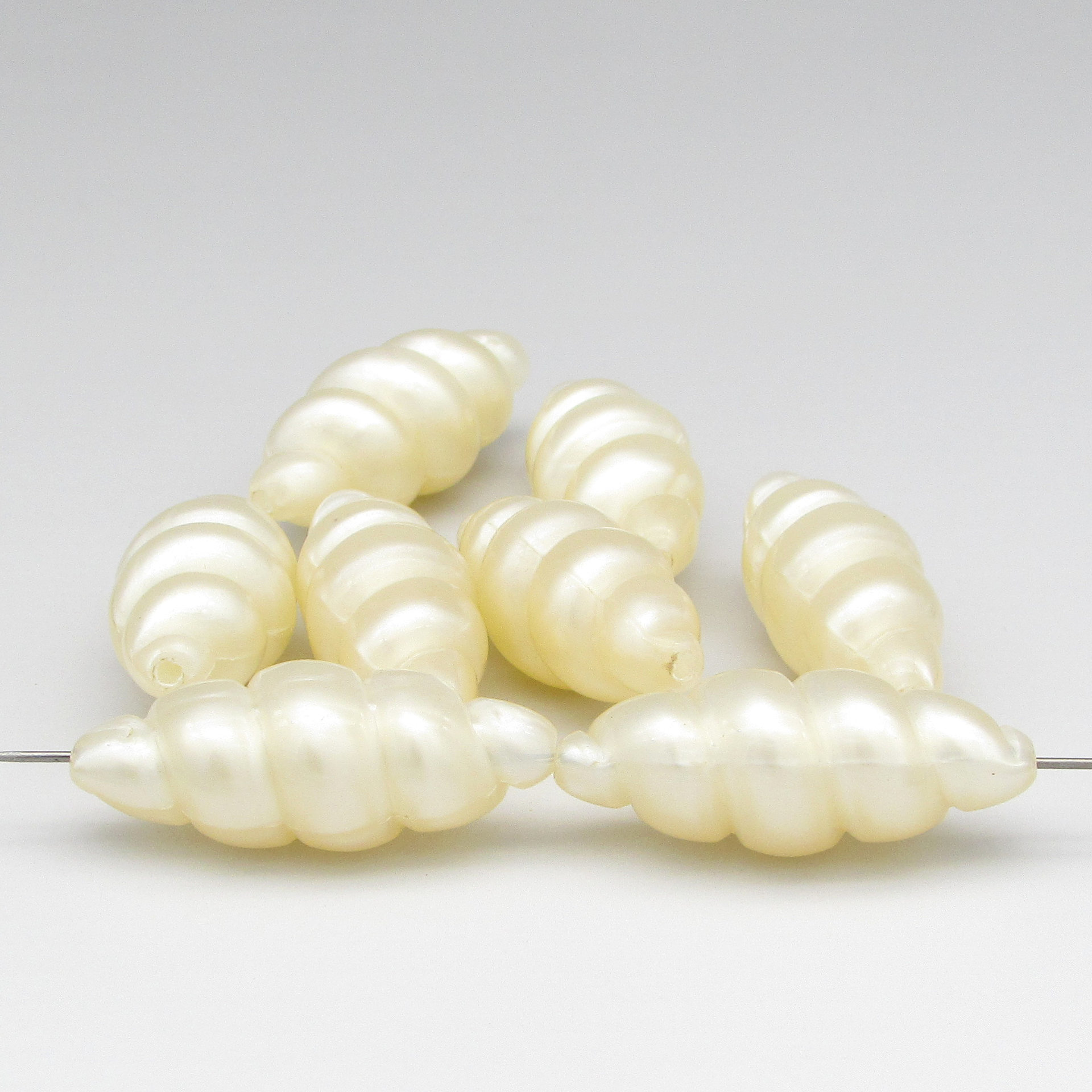 32x13mm Tapered Oval Seashell Beads, Vintage Cream Plastic Pearl Twisted Barrels