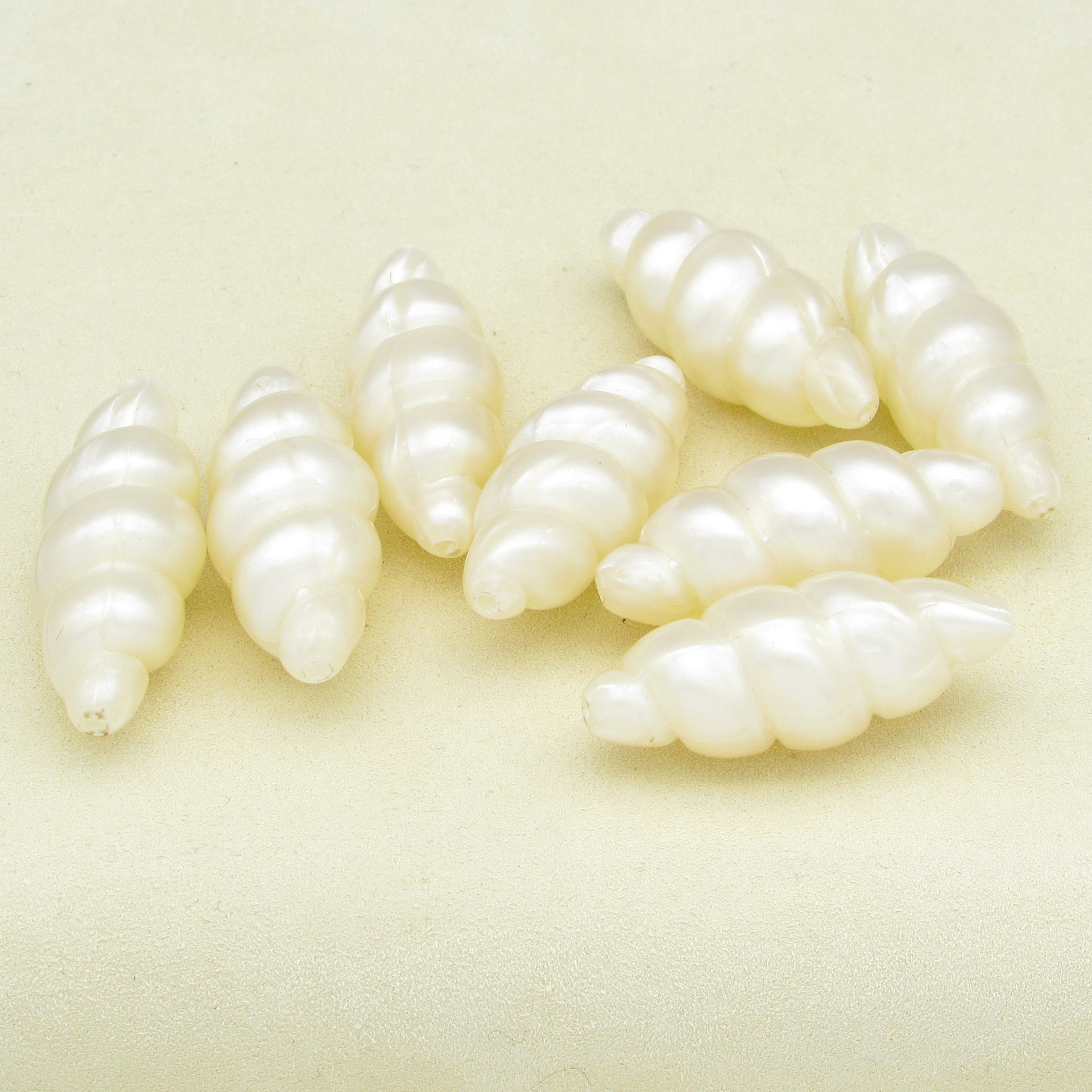 32x13mm Tapered Oval Seashell Beads, Vintage Cream Plastic Pearl Twisted Barrels