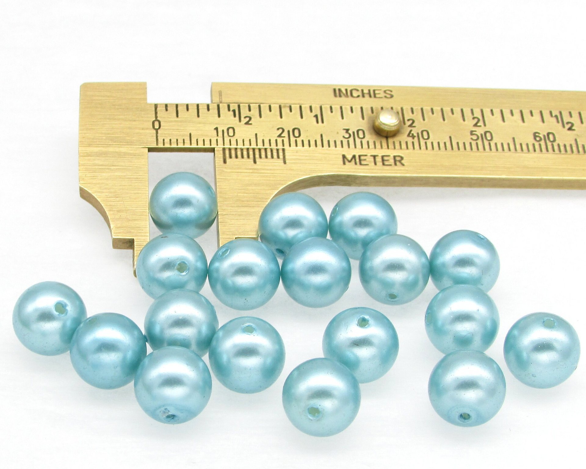 10mm Plastic Pearls, Vintage Teal Lustre Beads (40)