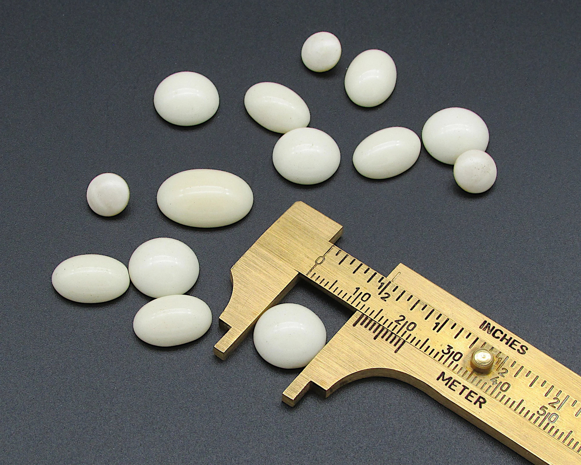 Vintage Cabochon Mix, Opaque Cream Glass Stones
