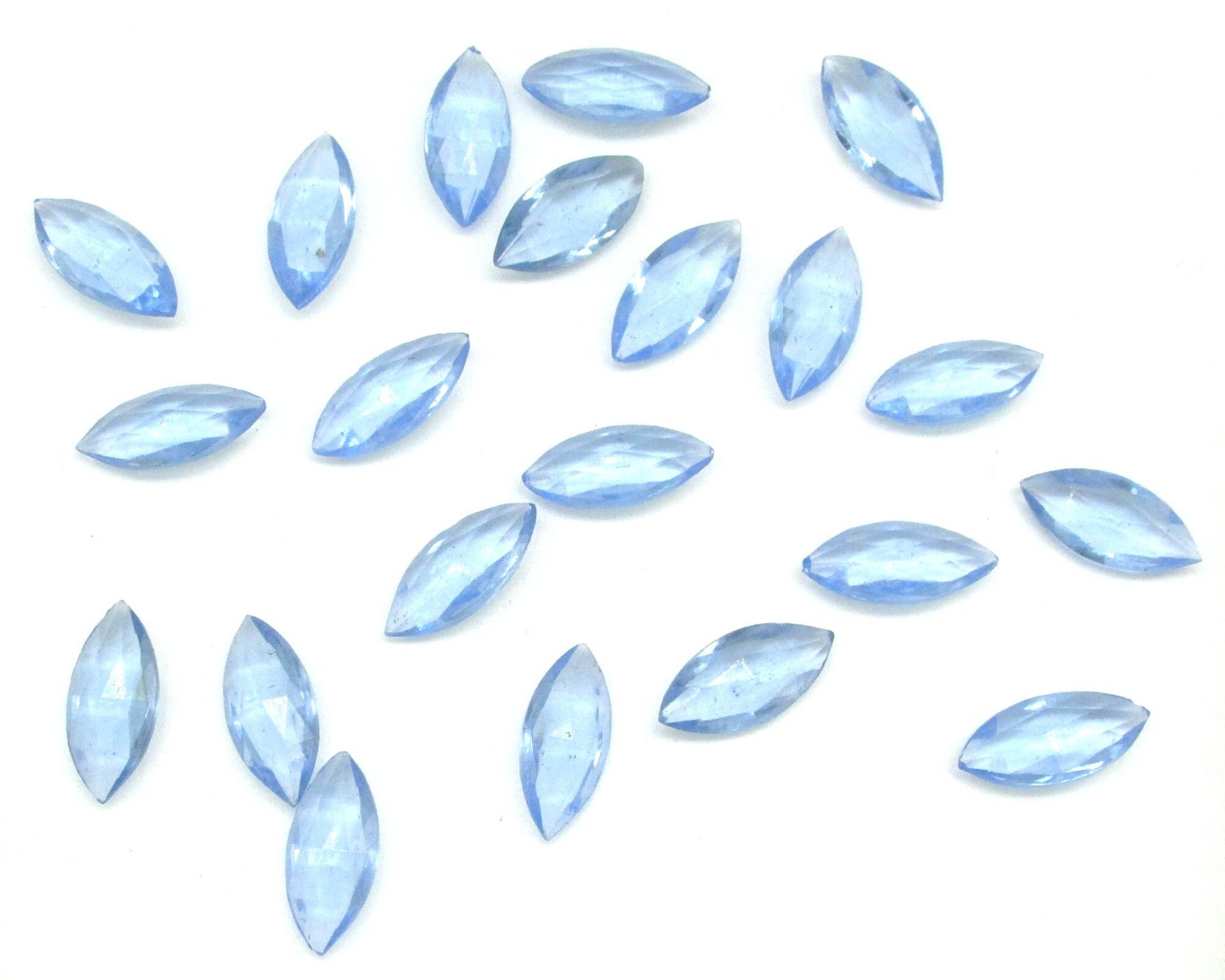 15x7mm Rhinestone Navettes, Vintage Light Sapphire Unfoiled Point Back Gems