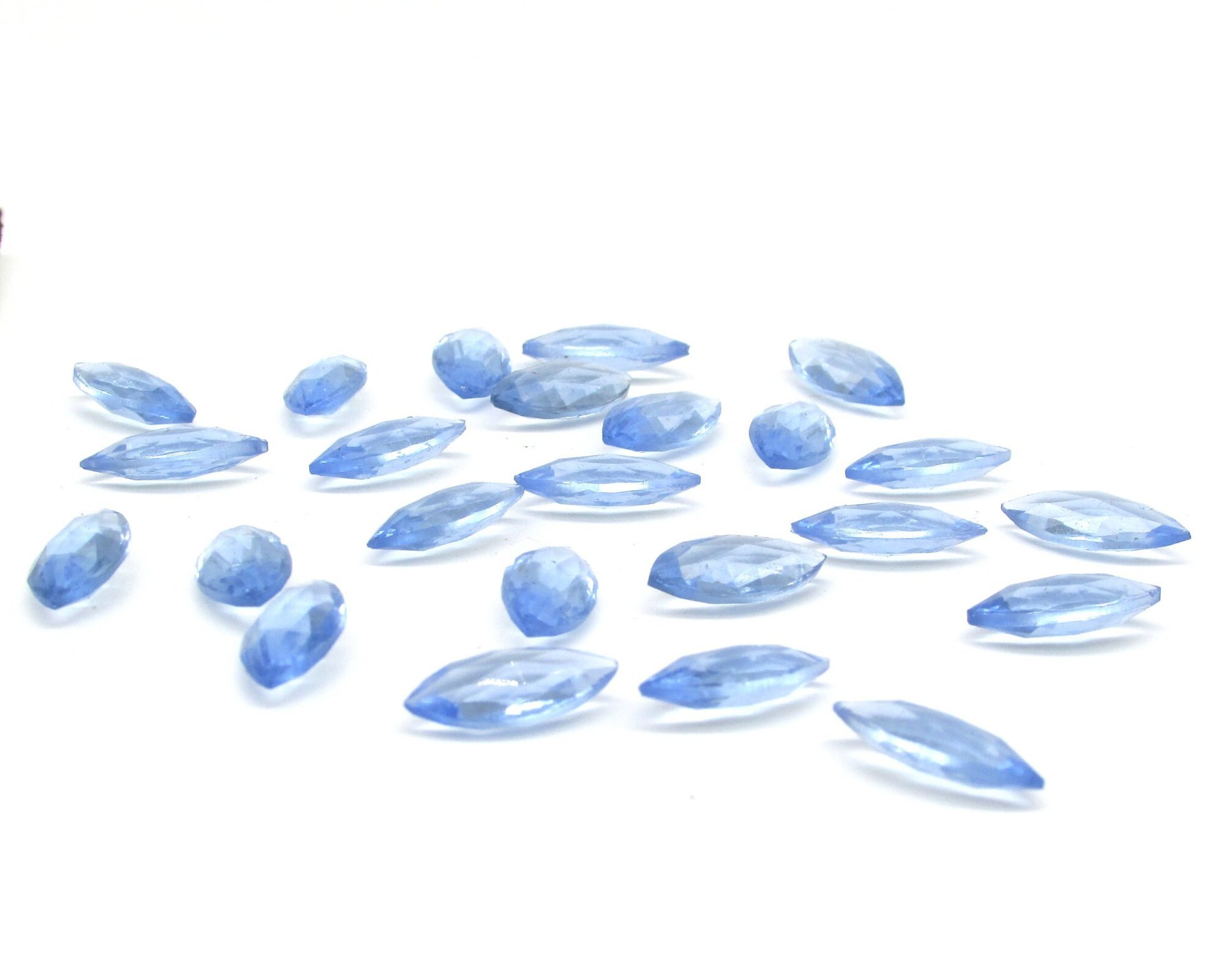 15x7mm Rhinestone Navettes, Vintage Light Sapphire Unfoiled Point Back Gems