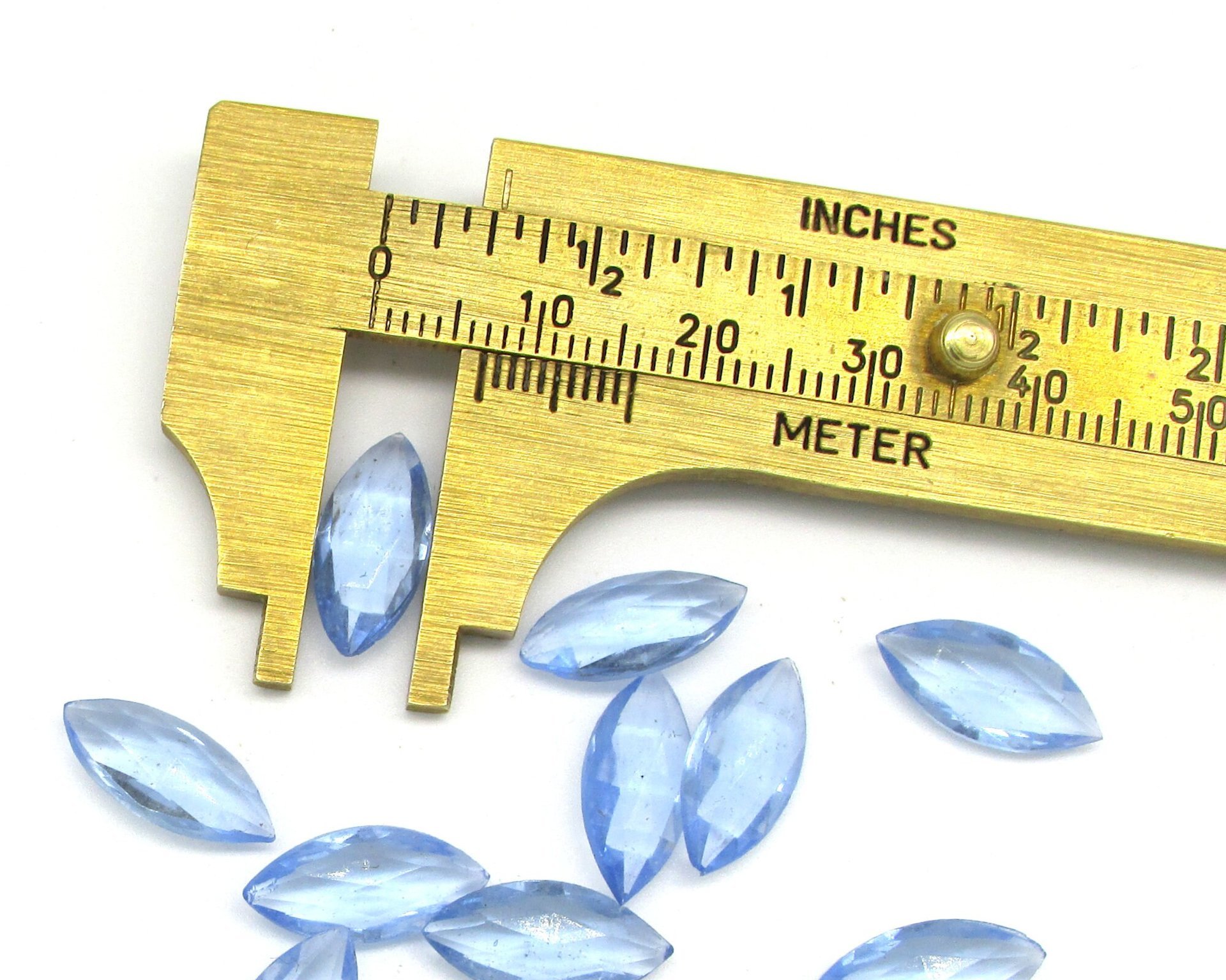 15x7mm Rhinestone Navettes, Vintage Light Sapphire Unfoiled Point Back Gems