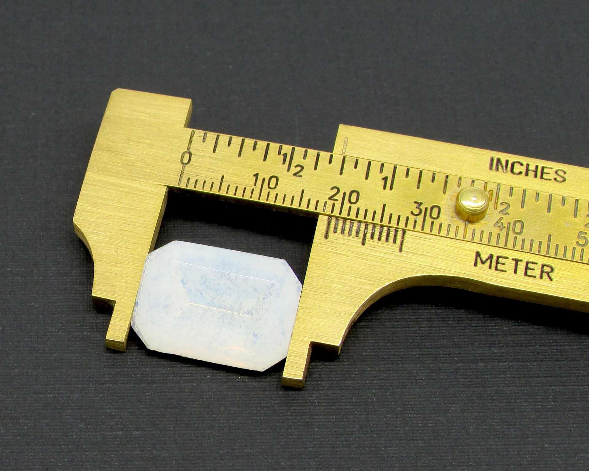 19x13.8mm Octagon Baguette, Vintage Opaline Foiled Rhinestone Point Back