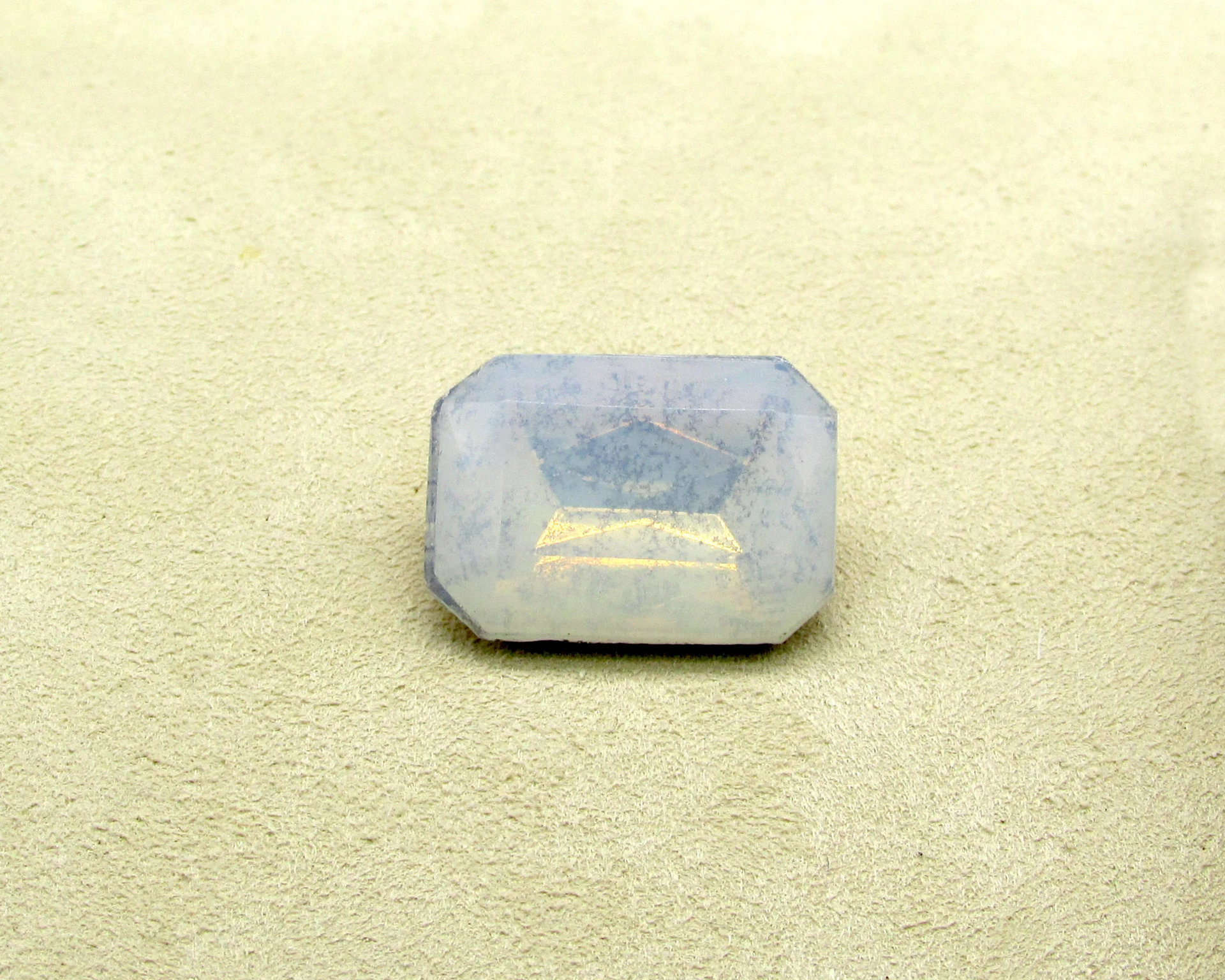 19x13.8mm Octagon Baguette, Vintage Opaline Foiled Rhinestone Point Back