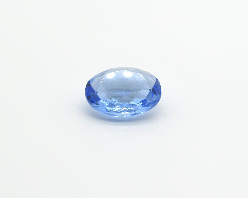 12x10mm Light Sapphire Vintage Rhinestone Dentelles
