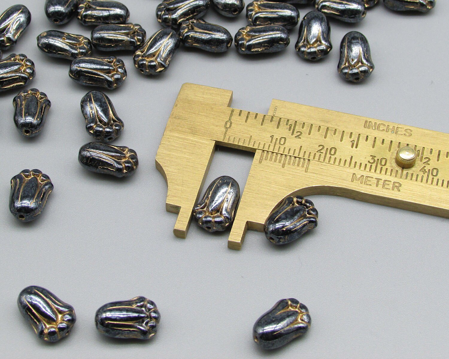 12mm Flower Beads, Hematite Gray 12x8mm Tulips with Gold Etching, Czech Pressed Glass (50)