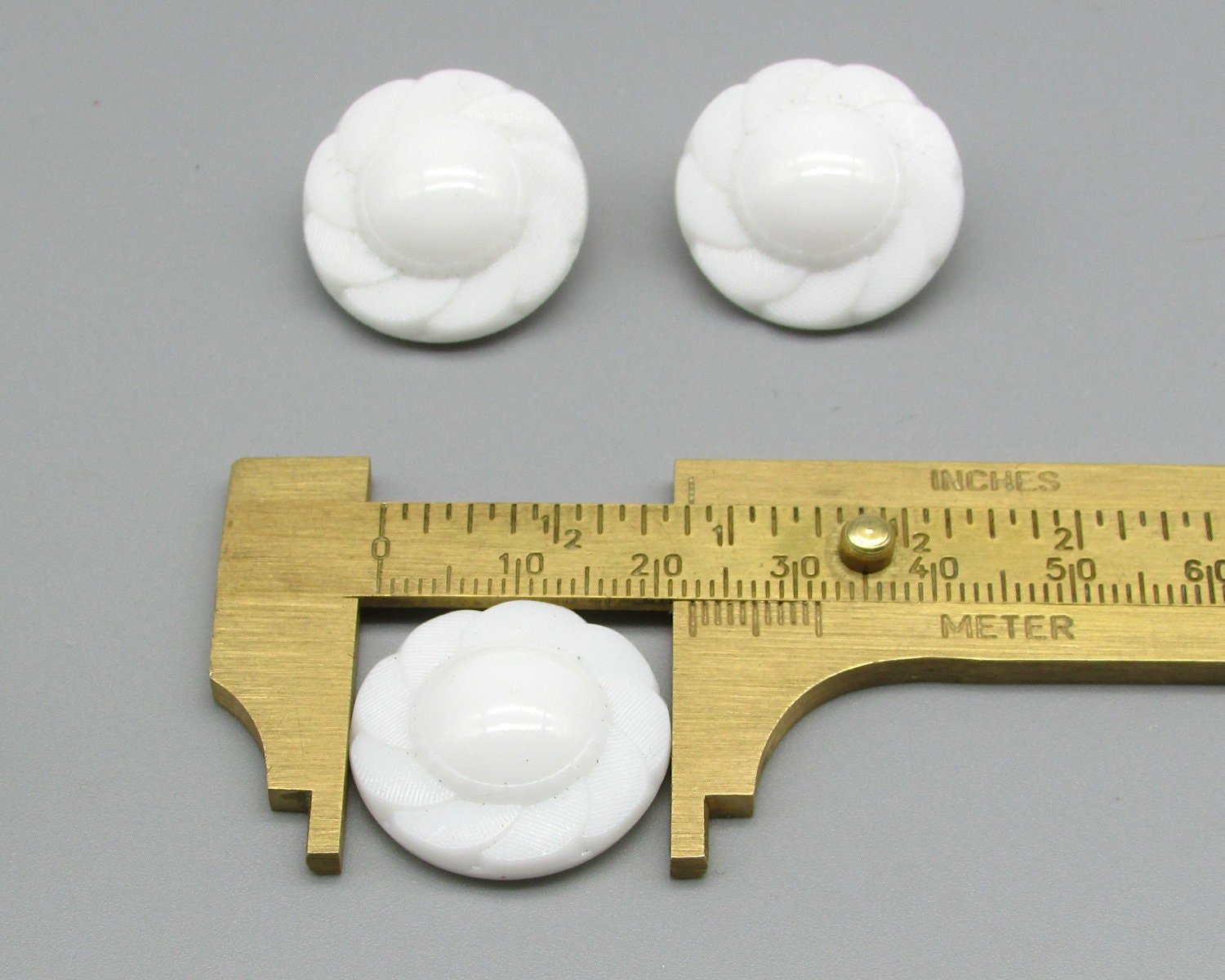 23mm Round Art Deco Glass Cabochon (1)