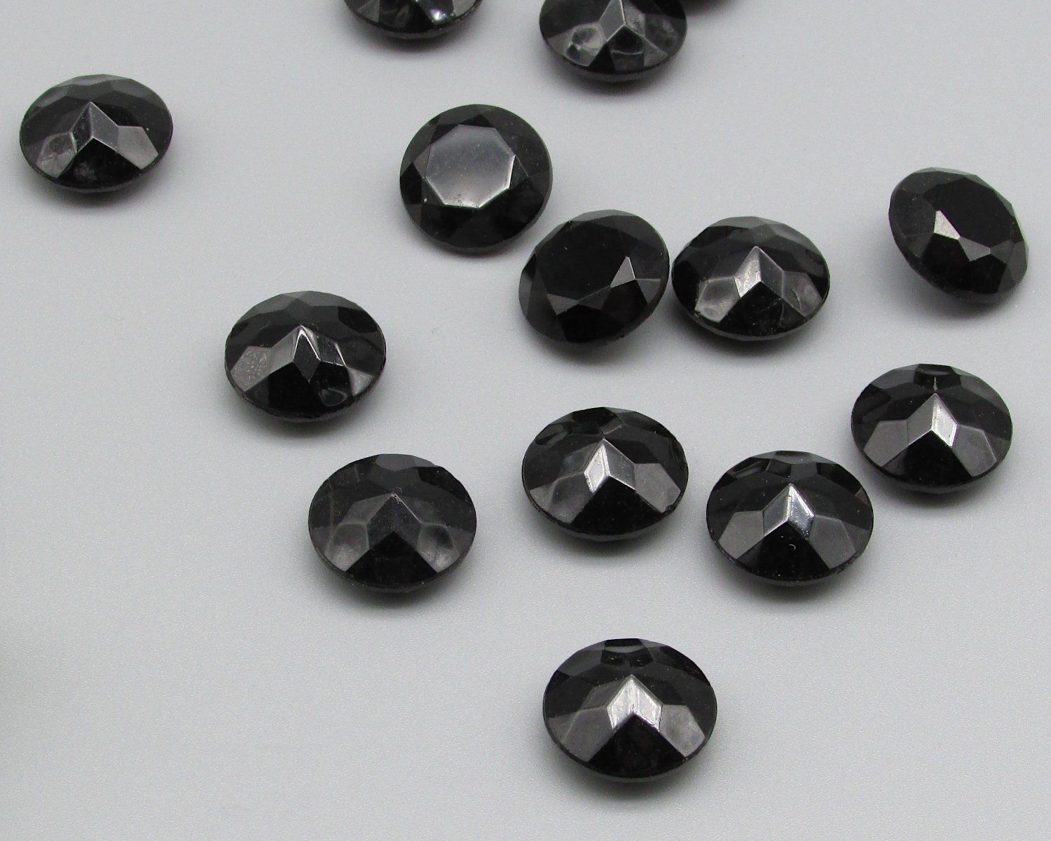 60ss Jet Black Faceted Dentelles (4)