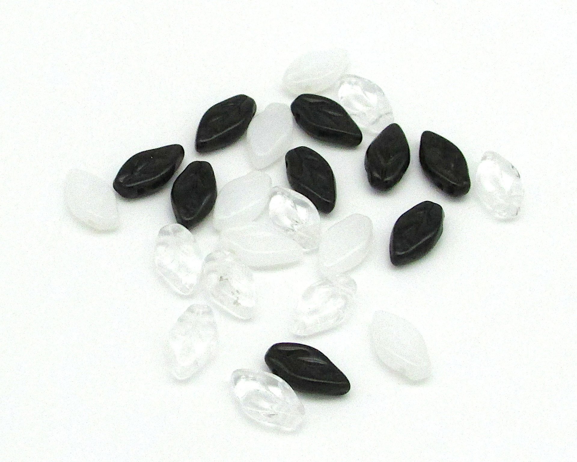 Small Glass Leaves 11x5.5mm, Side Drilled Czech Glass Beads (25)