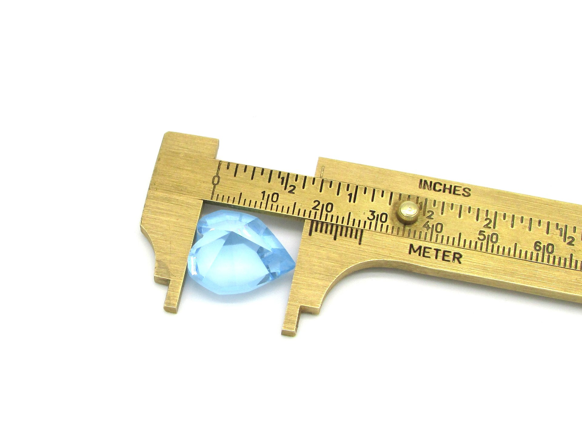 Vintage 18.7mm Faceted Heart Rhinestone