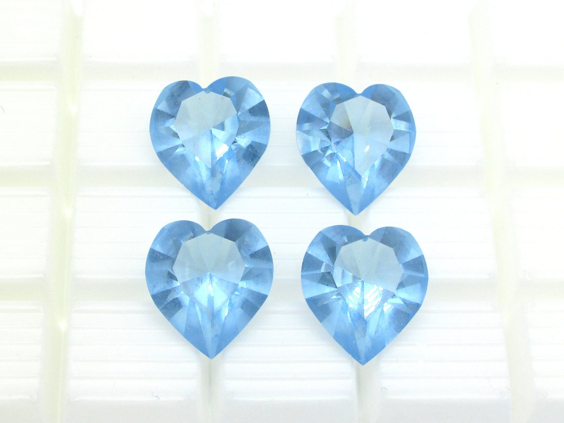 Vintage 18.7mm Faceted Heart Rhinestone