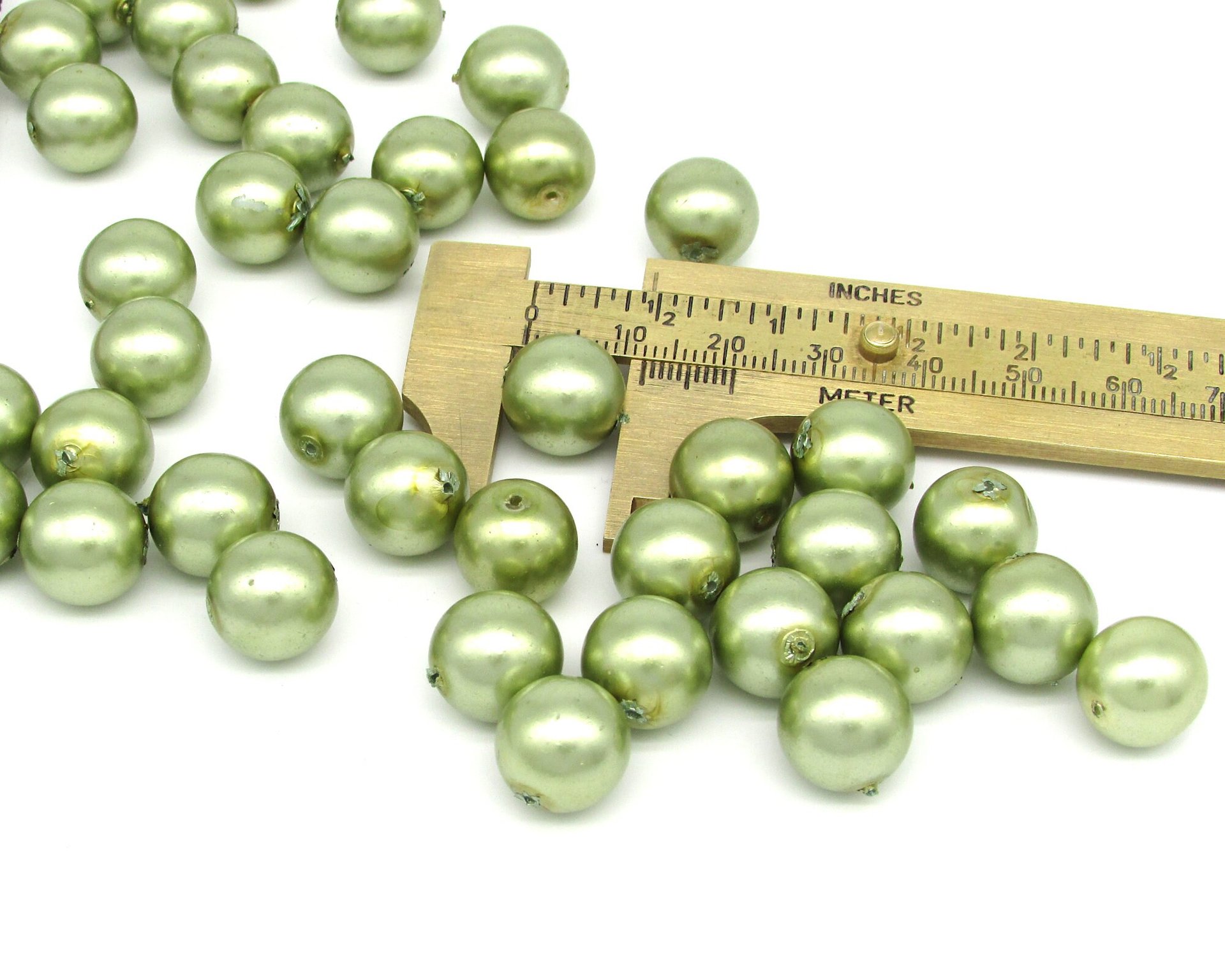 12mm Light Green Glass Pearls
