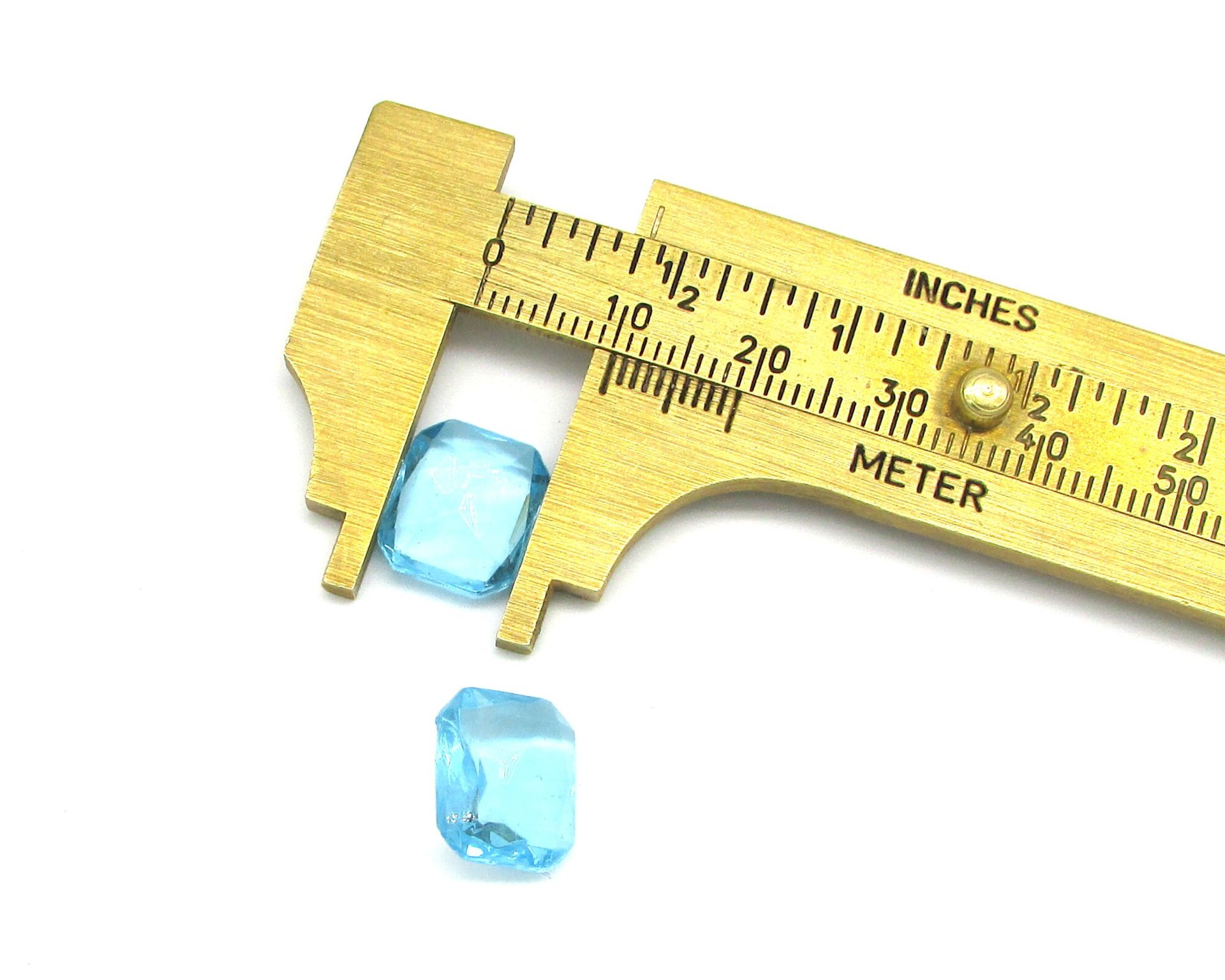 Vintage 12x11mm Octagon Rhinestones, Unfoiled Aquamarine Point Backs