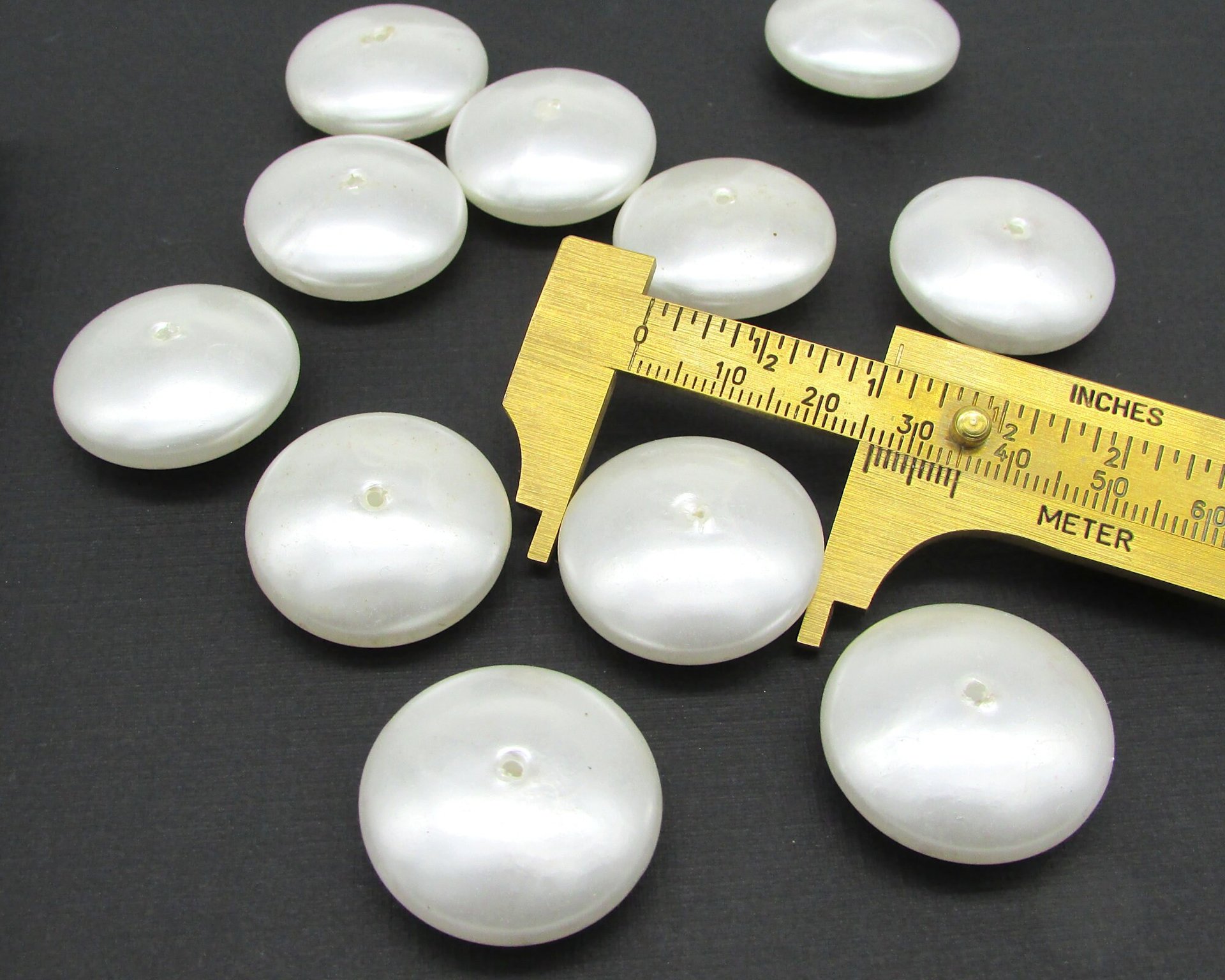 12x26.5mm Rondelles, Opaque White Puffed Rounds, Vintage Plastic Faux Pearl Saucer Beads (11)