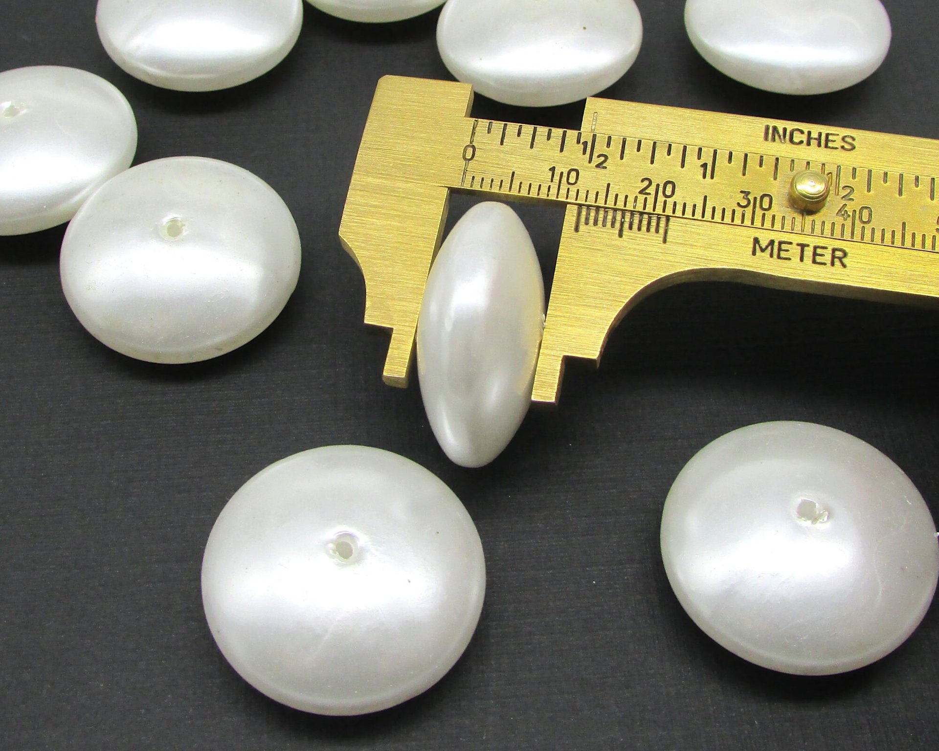 12x26.5mm Rondelles, Opaque White Puffed Rounds, Vintage Plastic Faux Pearl Saucer Beads (11)