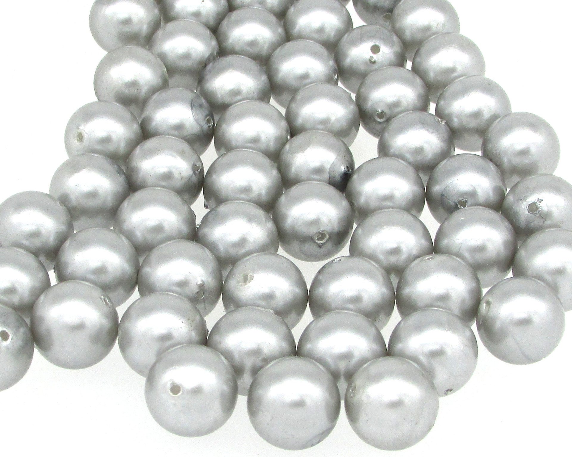 14mm Round Beads, Vintage Silver Gray Plastic Pearls