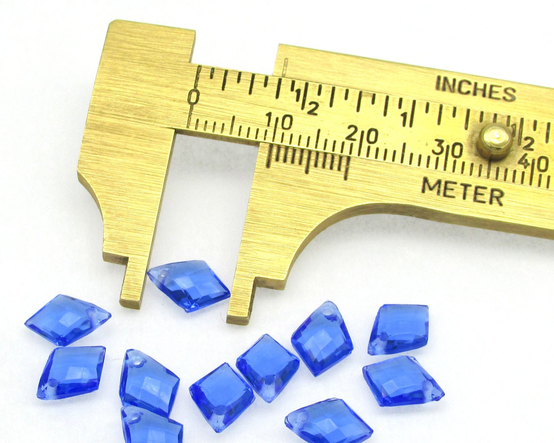 9x7mm Sapphire Kite Briolettes, Faceted Czech Glass Beads, Fire Polished Angular Droplets