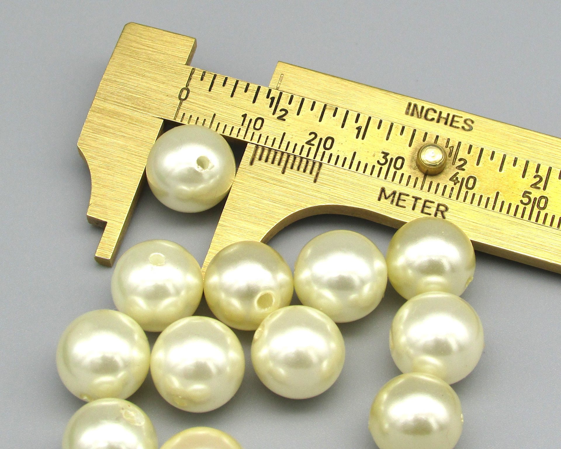 Vintage Faux Pearls, Cultura Plastic Beads