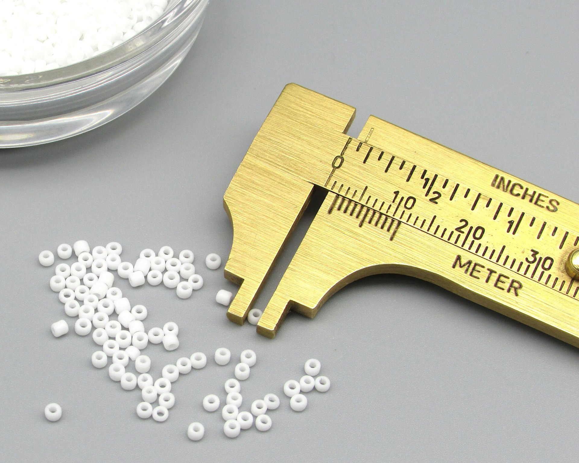 11/0 Glass Seed Beads, 2mm Matte Opaque White Mini Rocailles